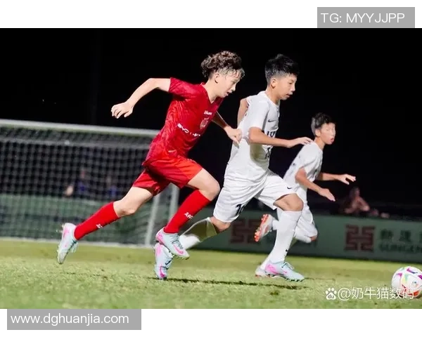 小火箭足球球星领衔新一代青训阵容引领未来足球发展新潮流