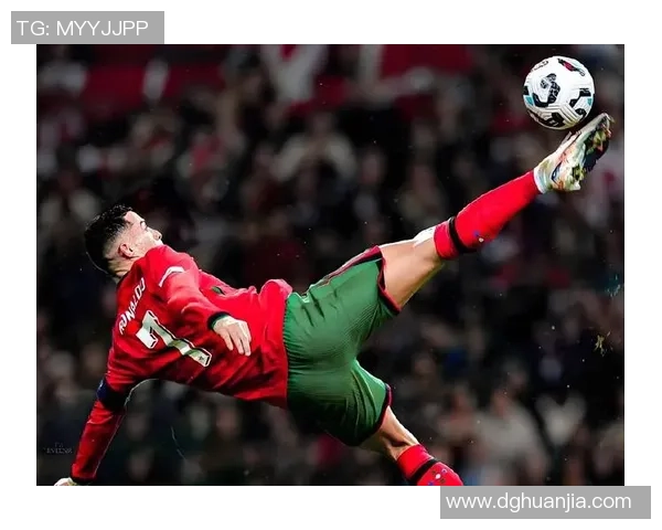 贝尔图引领世界足球新风潮 十大球星背后的传奇故事与荣耀时刻 贝尔图引领世界足球新风潮 十大球星背后的传奇故事与荣耀时刻