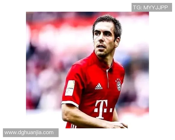 足球古典十号球星传奇榜单：那些铭刻在历史中的顶级球员